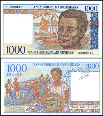 2002 Central African States (Cameroon) 500 Francs “Traditional Huts” World Currency, Uncirculated